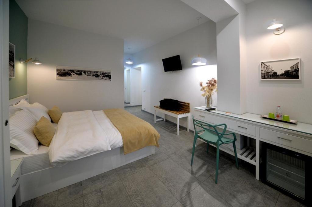 Konak Rooms L Skanderbeg Square Тирана Екстер'єр фото